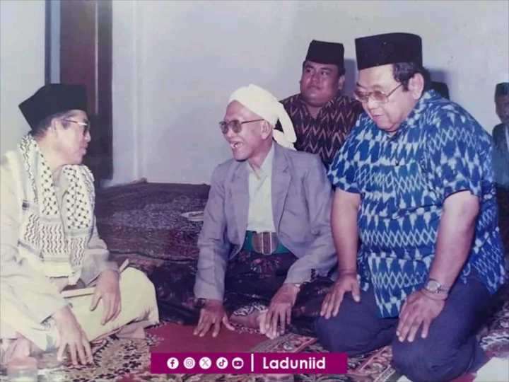 Membaca Ulang Tulisan Gus Dur Berjudul “Asal-usul Tradisi Keilmuan di Pesantren”