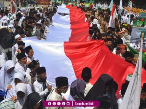 Peran Penting Santri dan Pemuda dalam Menjaga Demokrasi di Indonesia