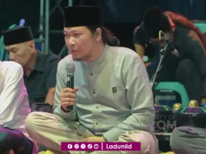 Sabrang Bicara soal Cium Tangan, Feodalisme, dan Kriteria Kebenaran