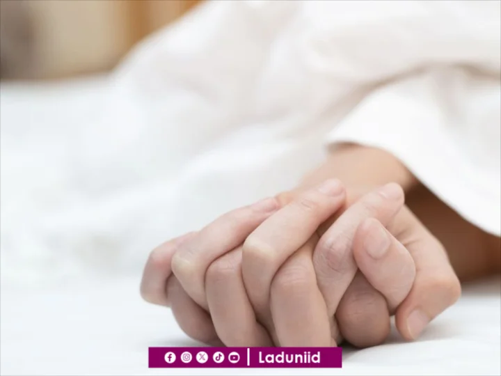 Hukum Berdzikir dan Bershalawat saat Berhubungan Intim