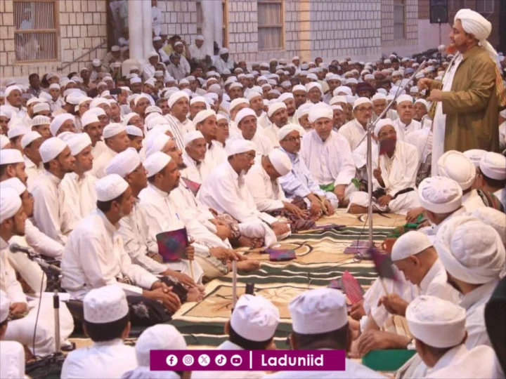 Jangan Menjadikan Ilmu sebagai Alat untuk Menundukkan Orang Lain