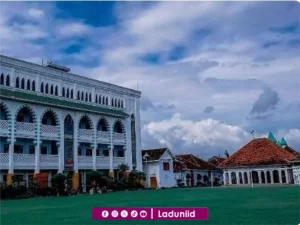 Pesantren Kedunglo Almunadhdhoroh Kediri