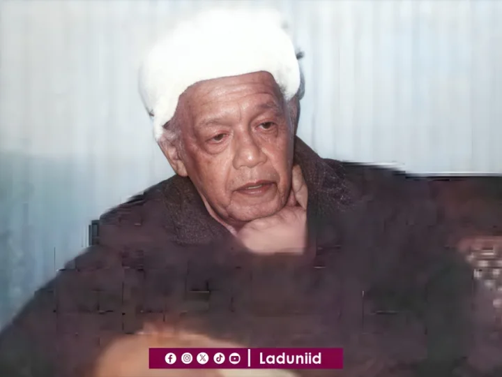 Biografi KH. Marzuqi Dahlan