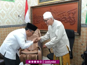 Abuya Kyai Miftachul Akhyar adalah Kyai yang “Murad” Bukan “Murid”