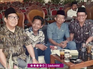 Ketika Mbah Liem “Membangunkan” KH. Hasyim Asy'ari untuk Bantu Gus Dur