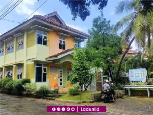 Pesantren Maslakul Huda Pati