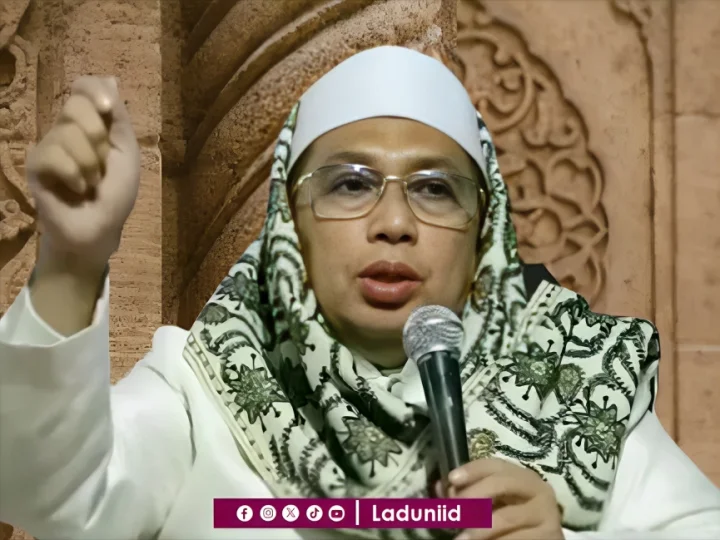 Biografi KH. Abdul Aziz Munif, Pendiri Pesantren Bahrul Hidayah Sidoarjo