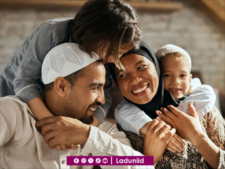 Menggapai Kebahagiaan Rumah Tangga dengan Memperhatikan 5 Hal