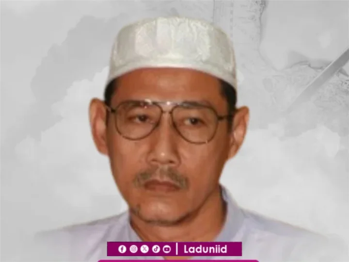 Biografi KH. Habibullah Zaini