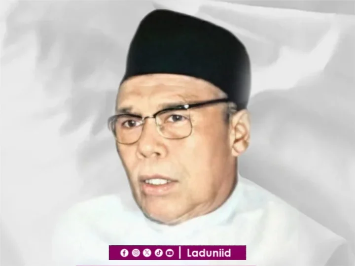 Biografi KH. Syachmari Syarief, Pendiri Pesantren Mislakhul Muta’alimin Warungpring, Pemalang