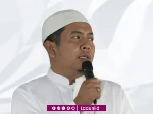 Biografi KH. Ja'far Sodiq Syuhud, Pengasuh Pondok Pesantren Al-Khoirot Malang