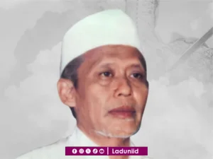 Biografi KH. Syaerozie Abdurrohim