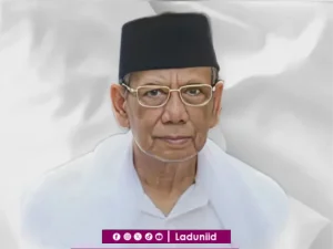 Biografi KH. A. Hasyim Muzadi, Ketua Umum PBNU (1999-2004 dan 2005-2010)