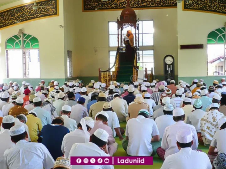 Khutbah Jumat: Sambut Iedul Fitri dengan Syukur dan Saling Memaafkan