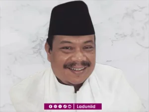Biografi Dr. KH. Moch. Ujang Saefullah, Drs., M.M., Pd., Pendiri Pesantren Riyadhul Jannah Subang