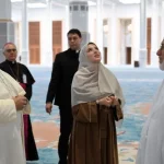 Paus Leo XIV Kunjungi Masjid Jami' Aljazair, Serukan Rasa Saling Menghormati dan Bangun Perdamaian