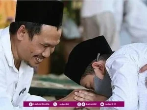 Nasihat Gus Baha untuk Orang yang Tak Mampu Naik Haji