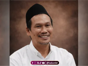 Sering Bingung Hidup? Ini Jawaban Gus Baha soal Sunnatullah