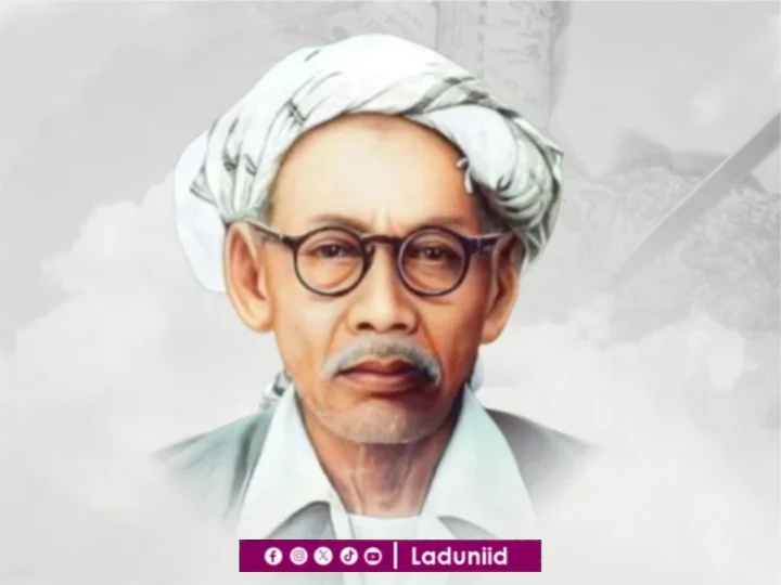 Biografi KH. Bisri Syansuri, Pendiri Pesantren Mamba’ul Ma’arif Jombang