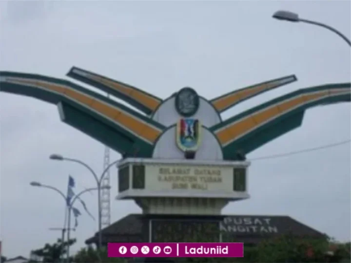 Ziarah di Makam KH. Abdullah Faqih, Kyai Khos dari Langitan
