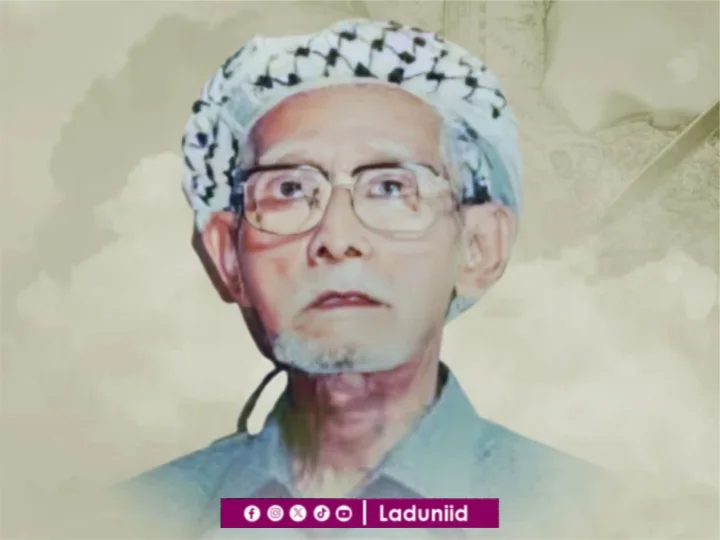 Biografi KH. Ma'mun Ahmad, Pengasuh Pesantren TBS Kudus