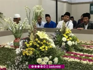 Ziarah Makam KH. Ahmad Djazuli Utsman, Pendiri Pondok Pesantren Al-Falah Ploso