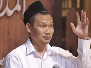 Gus Baha: Jalan Spiritual Islam yang Menenangkan Hati dan Mendekatkan Diri kepada Allah