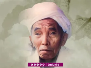Biografi KH. Mahrus Aly, Pendiri Universitas Islam Tribakti Lirboyo (UIT), Kediri