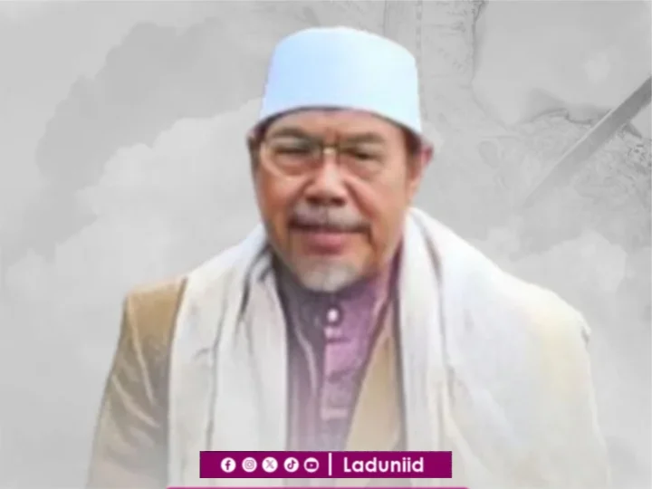 Biografi Prof. Dr. KH. Muhammad Tholhah Hasan