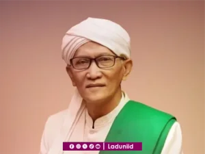 Biografi KH. Miftachul Akhyar