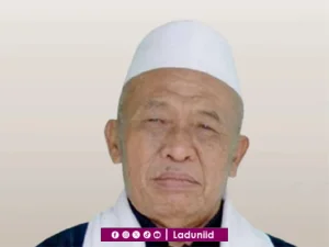 Biografi KH. Maulana Imam Syuhadak, Pendiri Pesantren Wali Songo Lampung Tengah